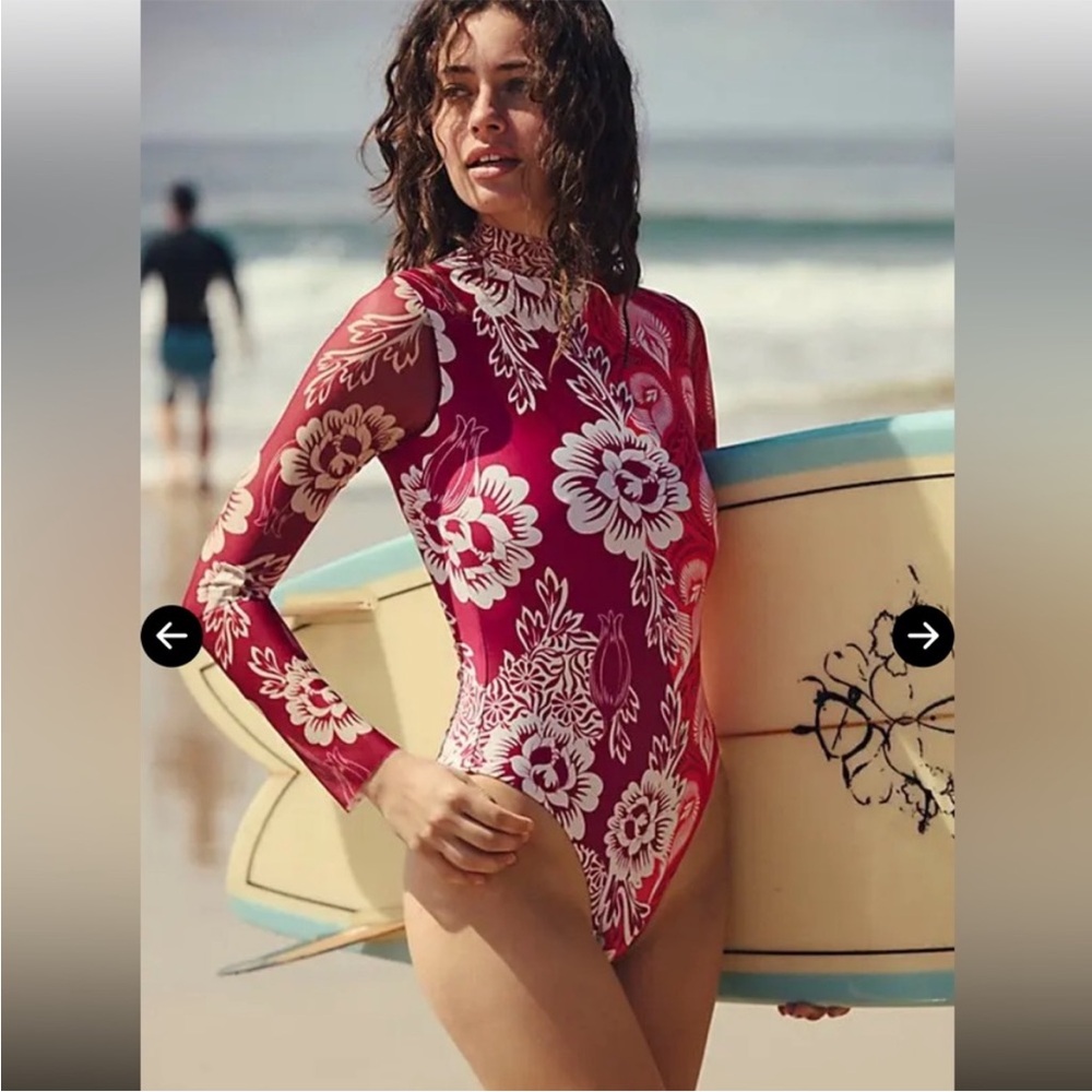 ▪️NEW Agua Bendita Mei One- Piece Surf Suit